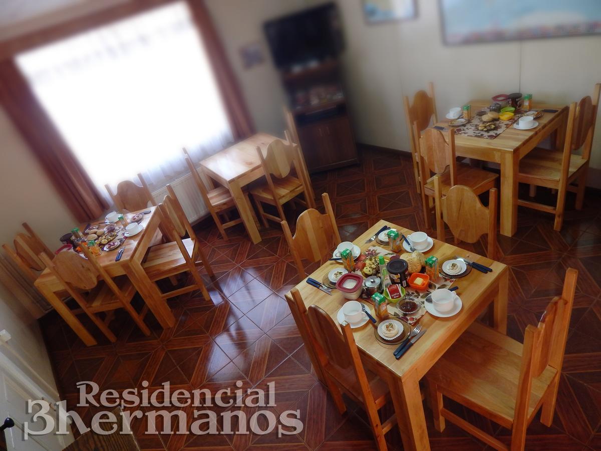 Residencial Tres Hermanos 蓬塔阿雷纳斯 外观 照片